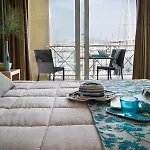 Pierre & Cap Hermes Aparthotel