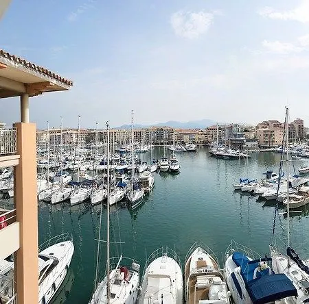 Pierre & Cap Hermes Lägenhetshotell Fréjus
