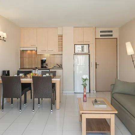 Pierre & Cap Hermes Hotel apartamentowy