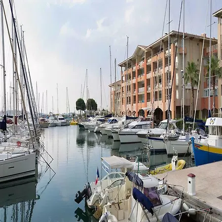Pierre & Cap Hermes Lägenhetshotell Fréjus